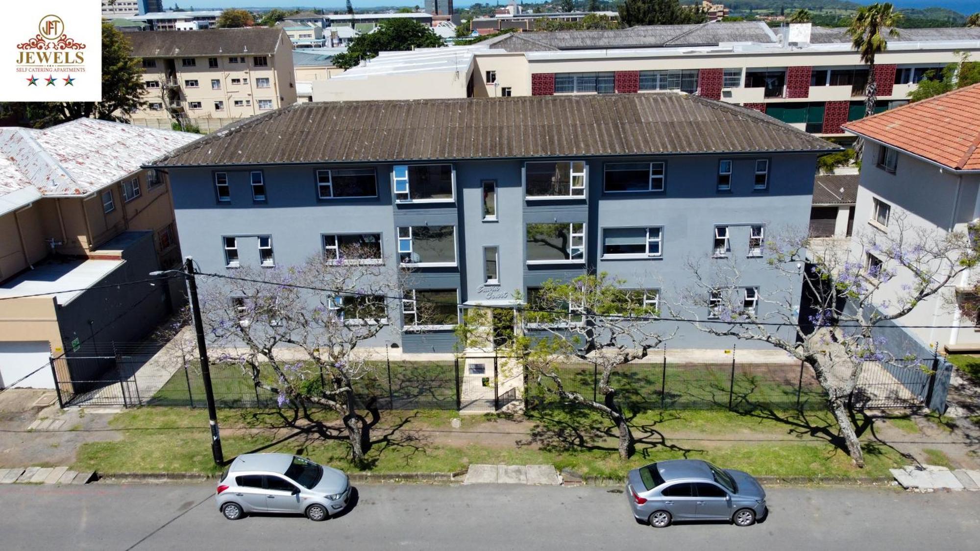Jft Self Catering Units Bed & Breakfast East London Ngoại thất bức ảnh