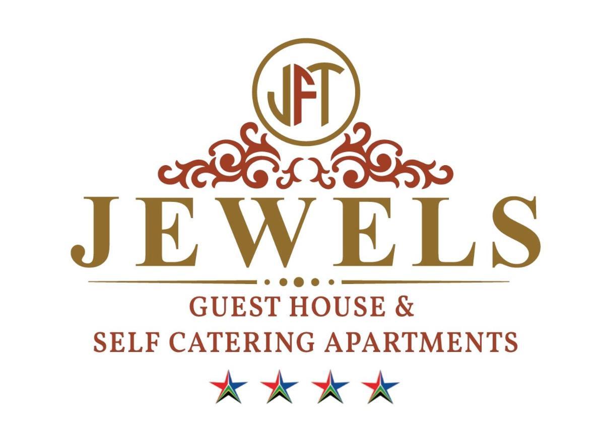 Jft Self Catering Units Bed & Breakfast East London Ngoại thất bức ảnh